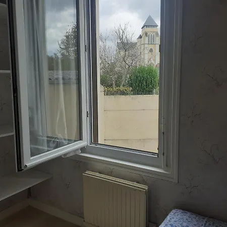 Craon, 3 Pieces, 3 Personnes - Fr-1-600-187 *